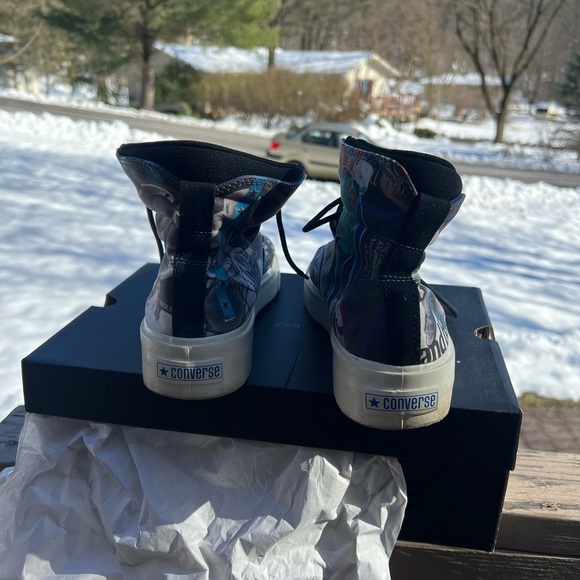 Convese - Picture 5 of 8